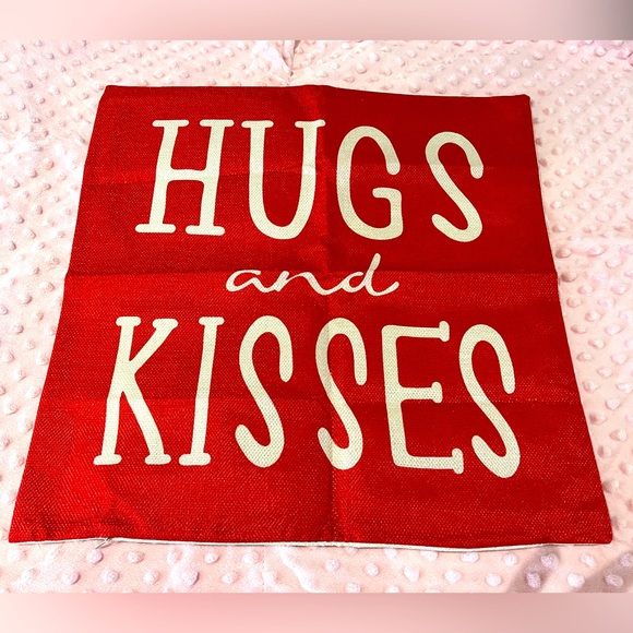 🔆Hugs and Kisses Red Accent Pillow Cover - Picture 1 of 1